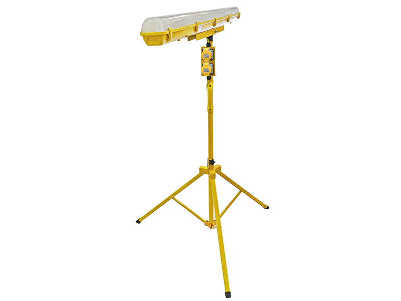 Faithfull Power Plus FPPSLFWT44WL LED Plasterer's Tripod Light 5ft 4050 Lumens 110V