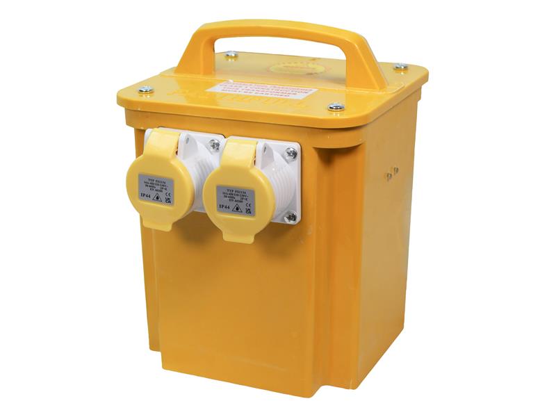 Faithfull Power Plus FPPTRAN33A Transformer 3.3kVA Dual Socket