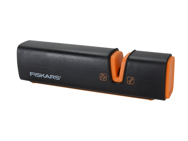 Fiskars FSK120740 Xsharp™ Axe & Knife Sharpener